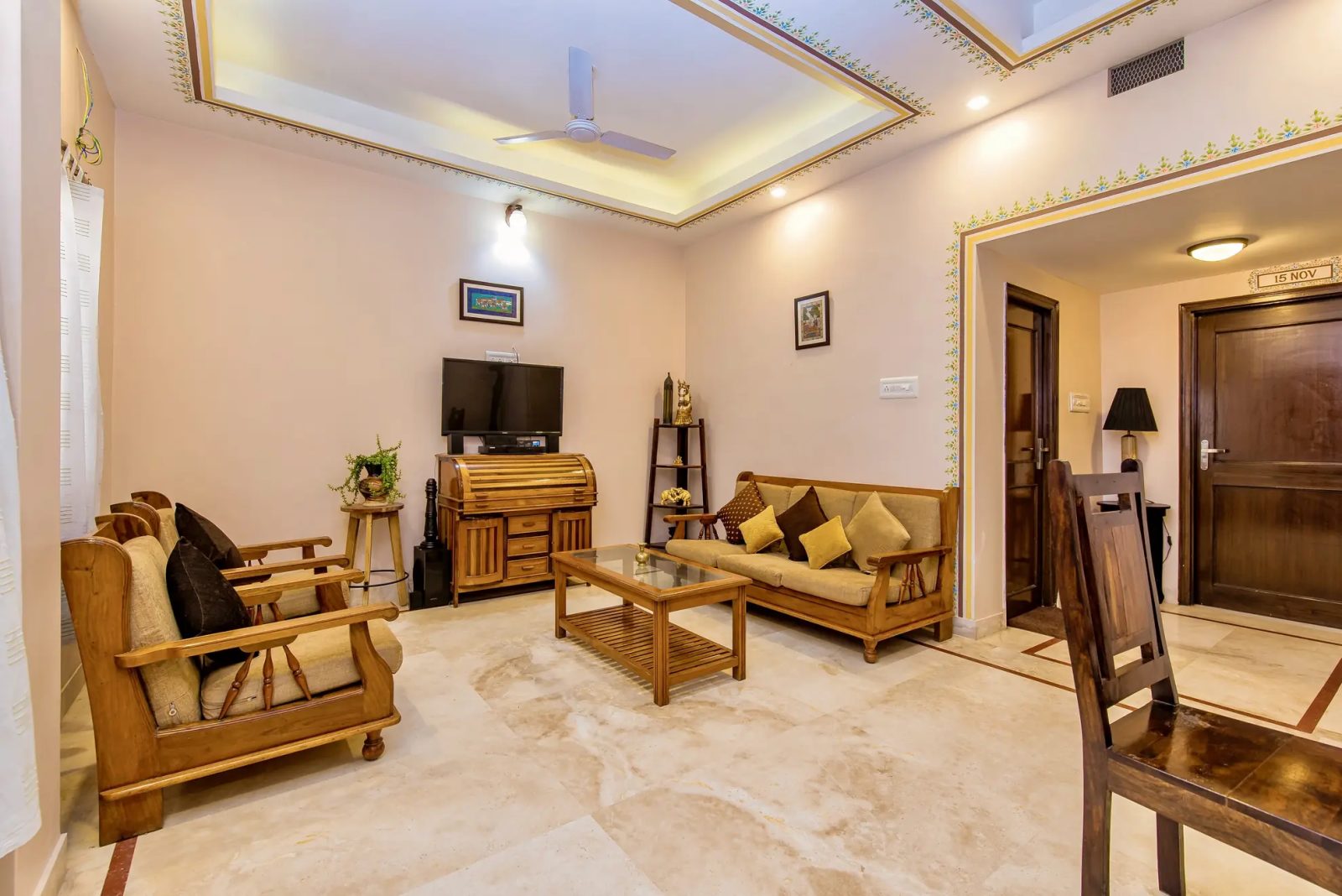 Anand Villa – 5BHK Villa for Shoots in Shyam Bagh — Living Area