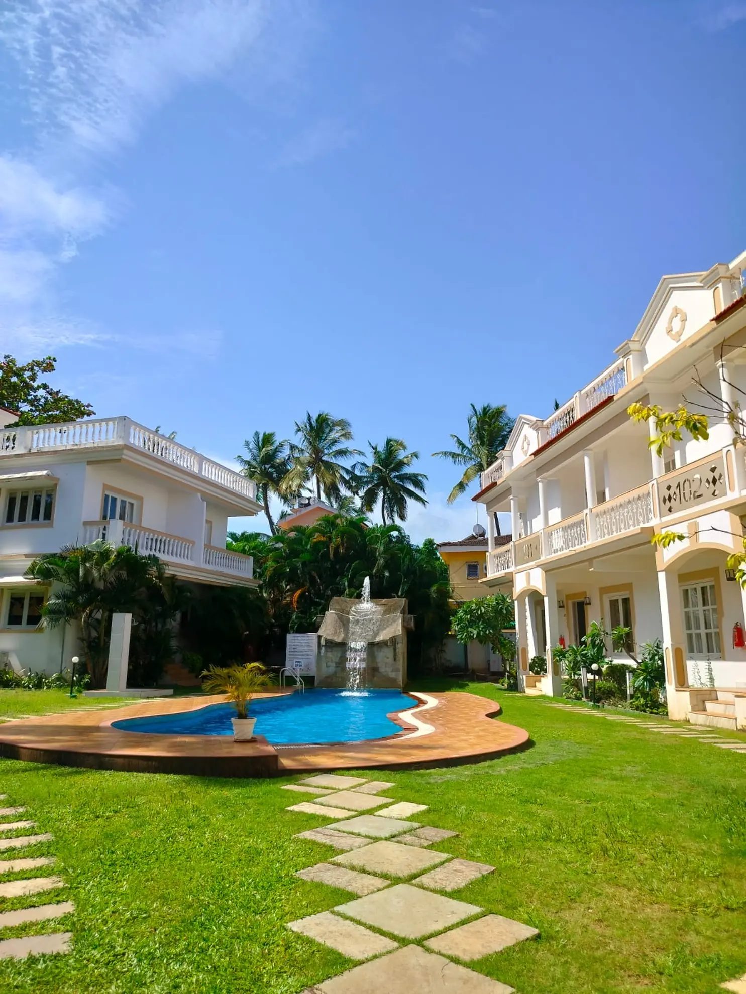 Euphoria X Chateau – 3BHK Villa for Shoots in Calangute — Pool