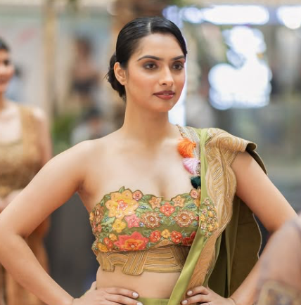 Shivani sona - Model Portfolio Photo 1