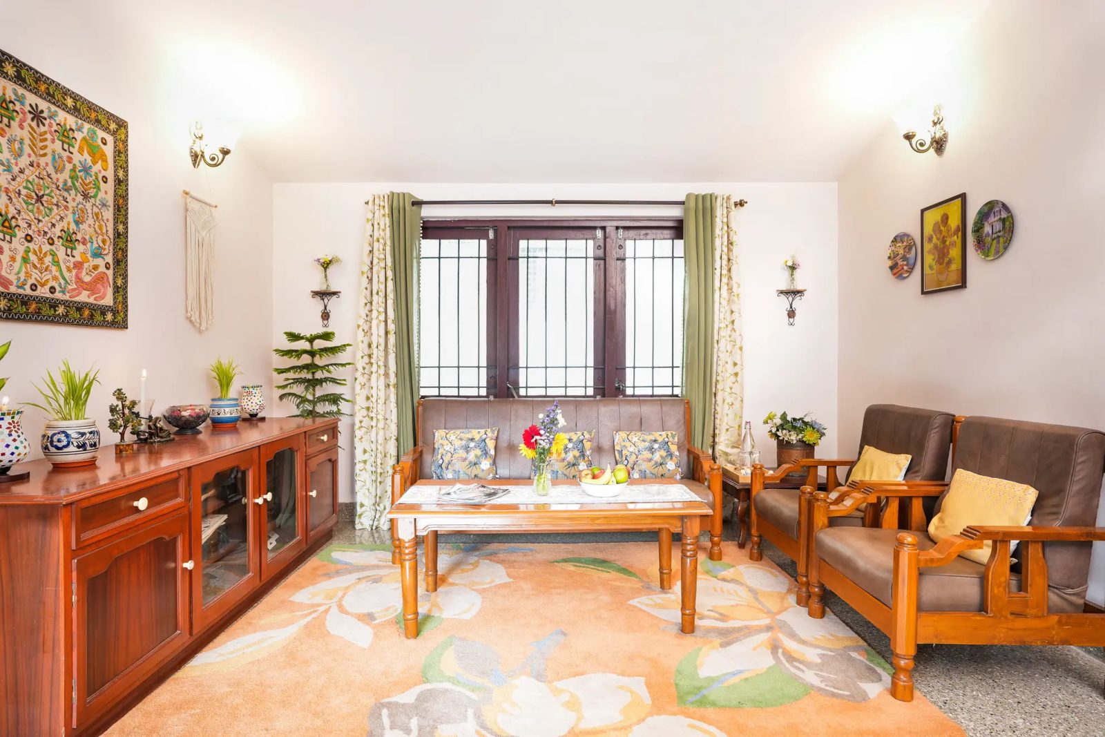 Cine Castle – 4BHK Villa for Shoots in Mg Road — Lounge