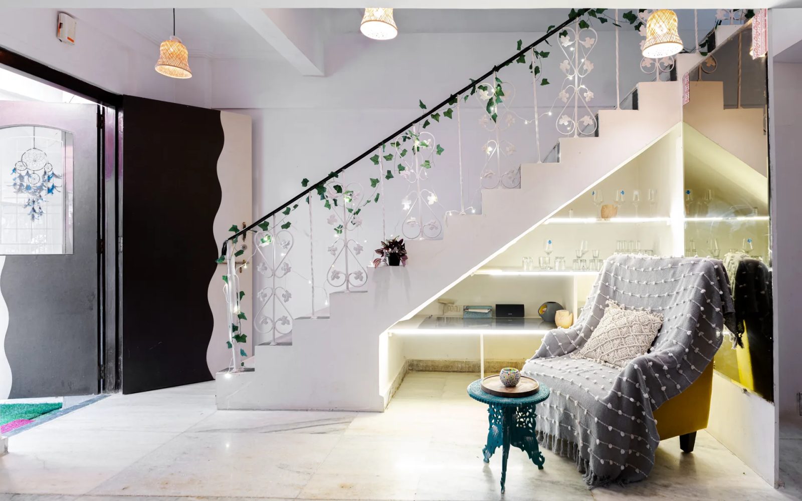 Bollywood Boulevard – 2BHK Home for Shoots in Andheri West — boulevard-Living Area