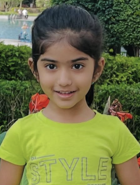 Swara Yash - Kid Model Portfolio Photo 1